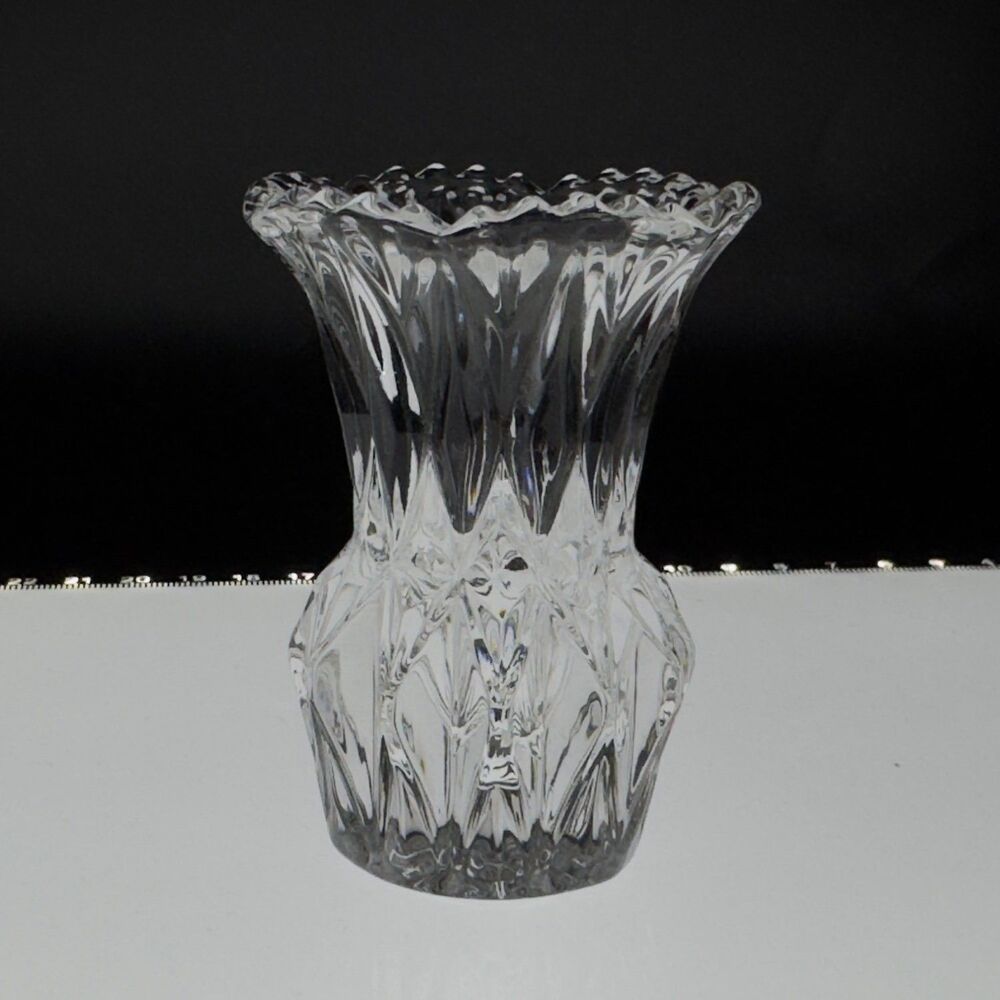 Vintage Clear Cut Miniature Bud Vase Scalloped Starburst Base 2.75 S Decorative